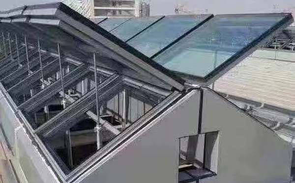 电动白银排烟窗适合安装在什么地方