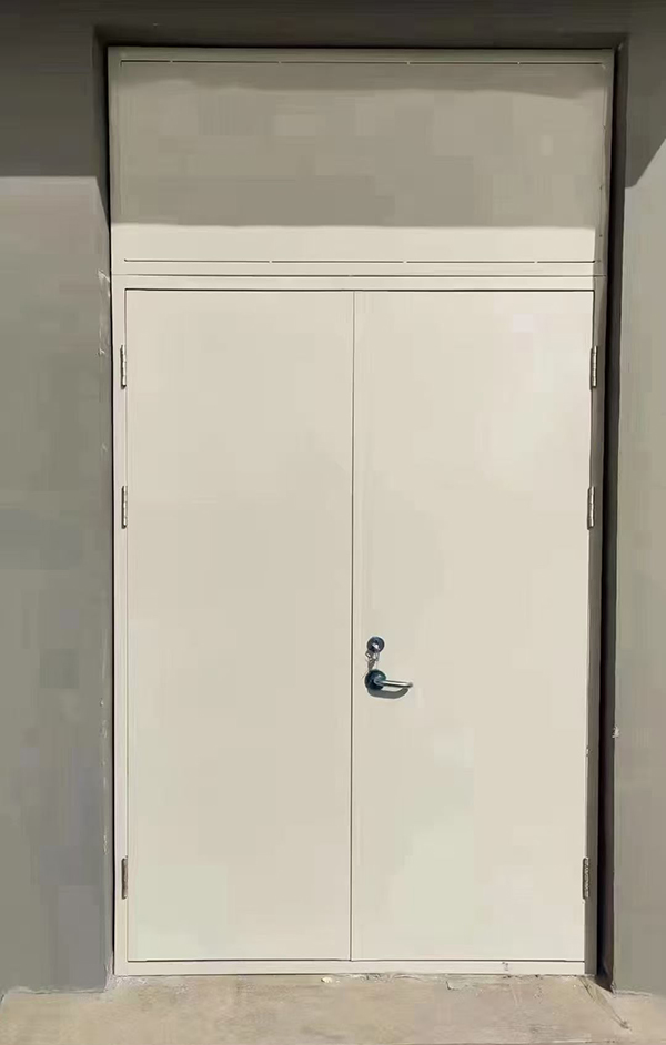 展览馆项目完成大跨度白银防火门安装 展览馆项目完成大跨度白银防火门安装